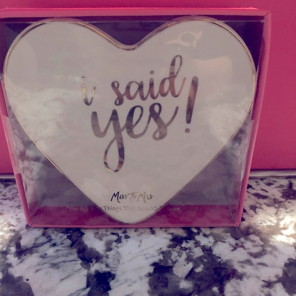 Miss to Mrs Product Box! - Picture 3 of 11